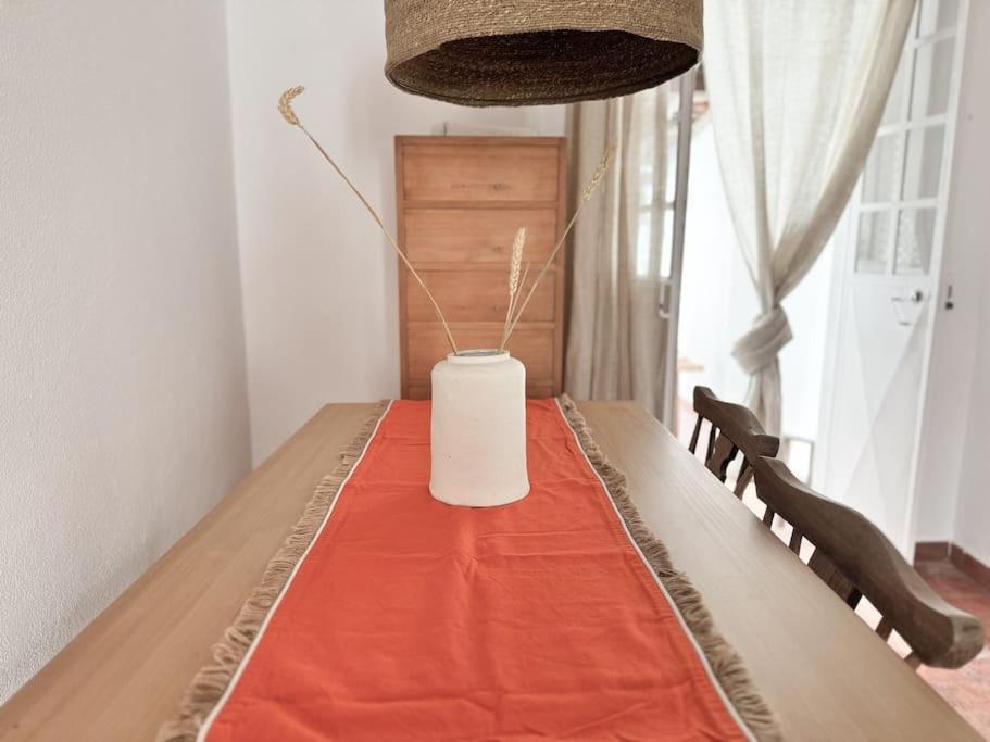 Costa Inn Beach House With Pool By Homeful Homes Costa de Caparica Εξωτερικό φωτογραφία